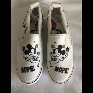 Zara Boy Sneaker Printed Mickey Mouse 32/33
